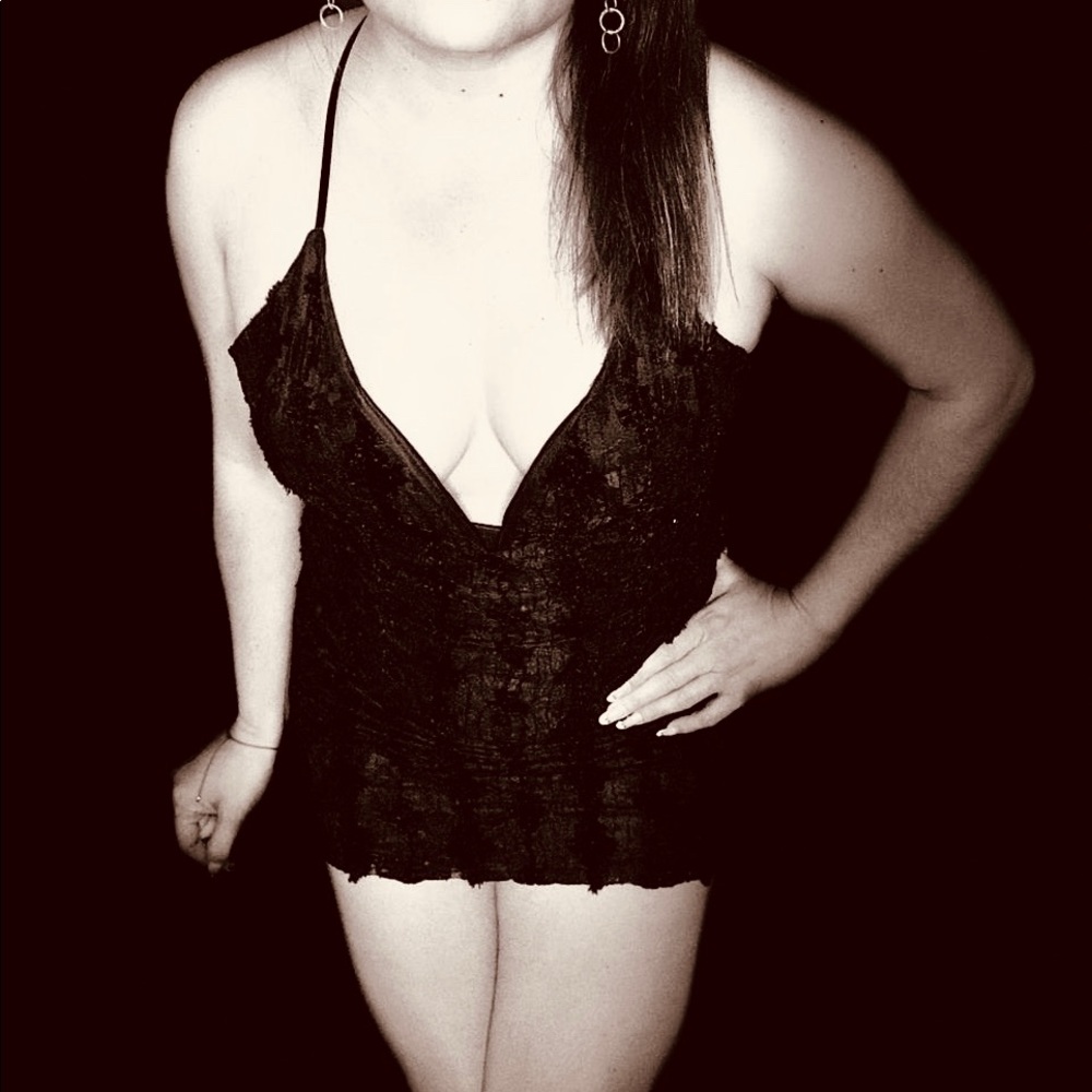 NAISHA BLACK FLORAL LACE BODYCON MINI DRESS - Picture 6 of 6